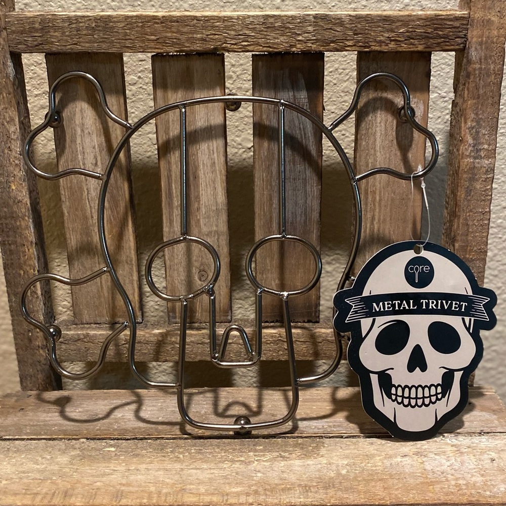 Skull & Bones Trivet, Halloween Trivet, Halloween Skull & Bones GunMetal Trivet